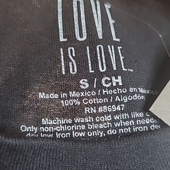 LGBTQ Love is Love Graphic Tee Shirt Size Small - Picture 3 of 3